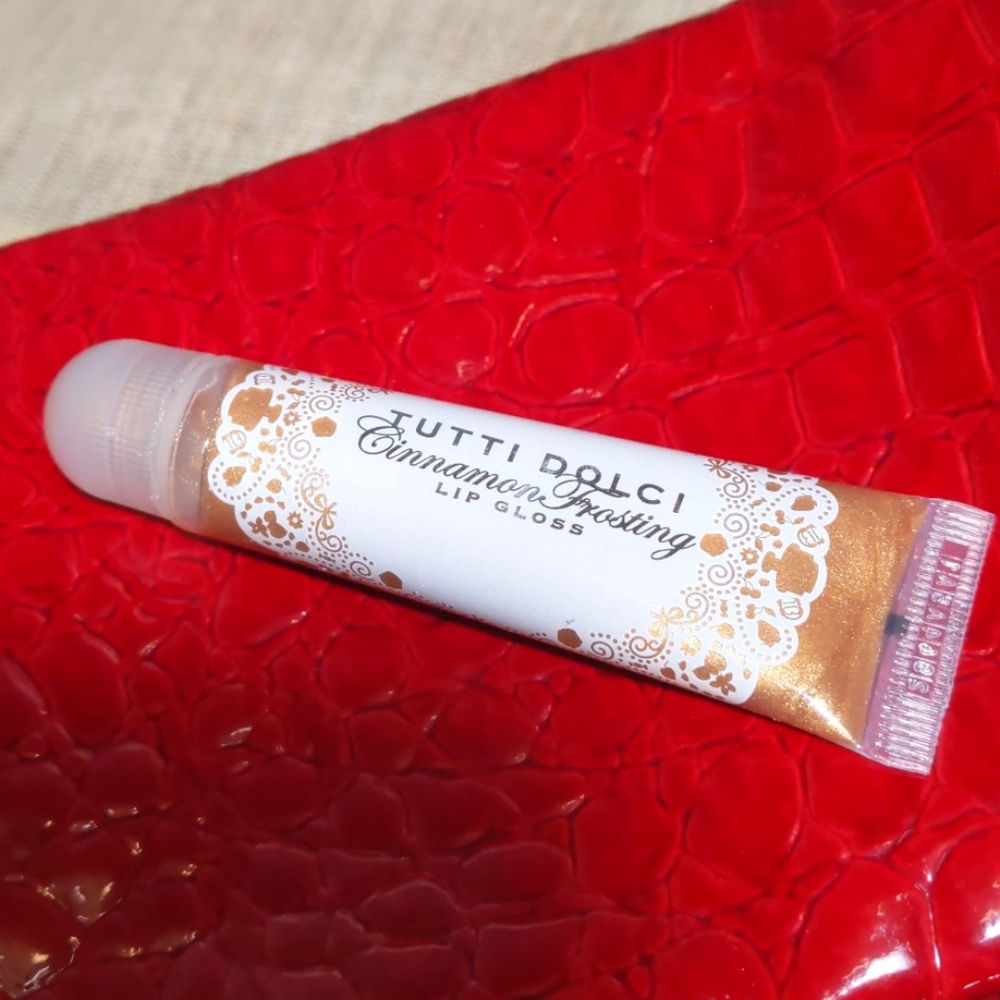 Tutti dolci cinnamon frosting lip gloss